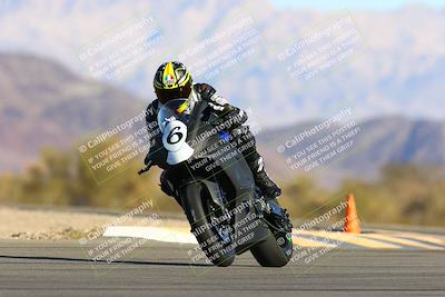 media/Jan-09-2022-SoCal Trackdays (Sun) [[2b1fec8404]]/Turn 14 (10am)/